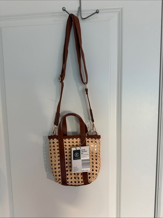Handbags - Woven Rattan Crossbody Tote Bag in Brown